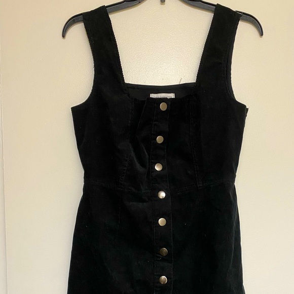 💜SOLD💜Urban Outfitters Black Corduroy Jumper Dress - Picture 1 of 3